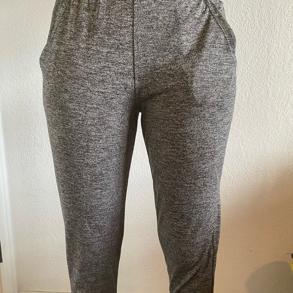 Under Armour joggers 🤍